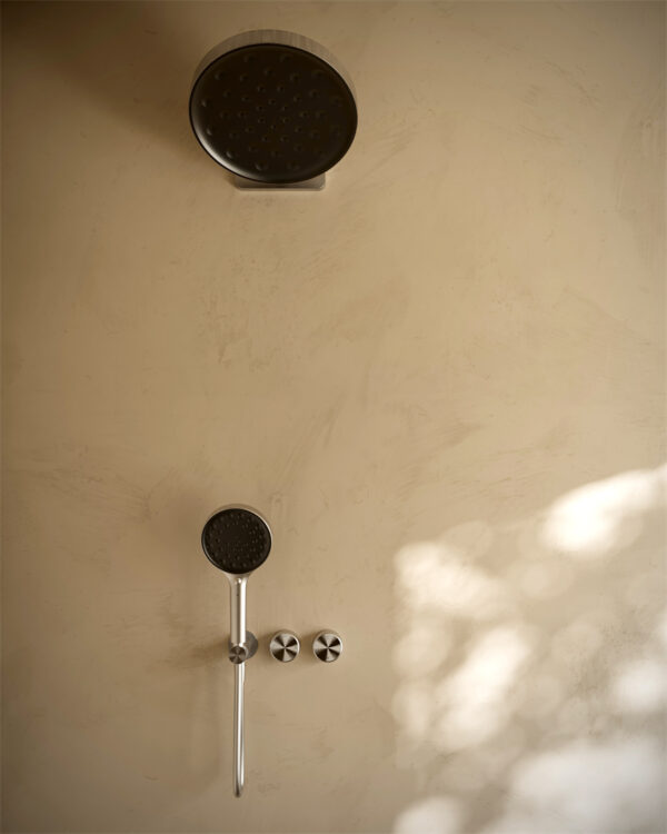 SERENITY WALL SHOWER HEAD BRUSHED NICKEL (24D002BN)