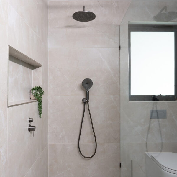 MECCA SHOWER ON BRACKET GUN METAL (NR221905cGM)