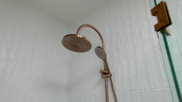 MECCA TWIN SHOWER BRUSHED BRONZE (NR221905eBZ)