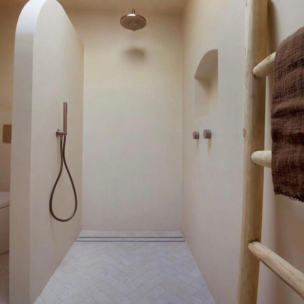 SLIM SHOWER ON BRACKET BRUSHED BRONZE (NR307BZ)
