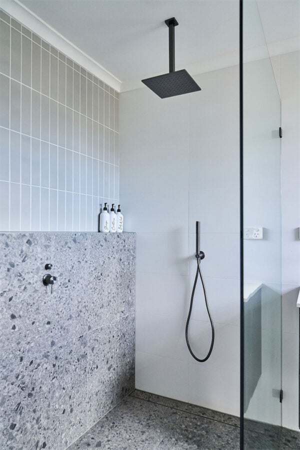 SLIM SHOWER ON BRACKET GUN METAL (NR307GM)