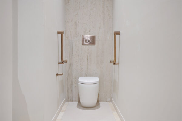 MECCA CARE 32MM AMBULANT 90 DEGREE BENT TUBE GRAB RAIL 450X450MM BRUSHED BRONZE (NRCR3290DBZ)