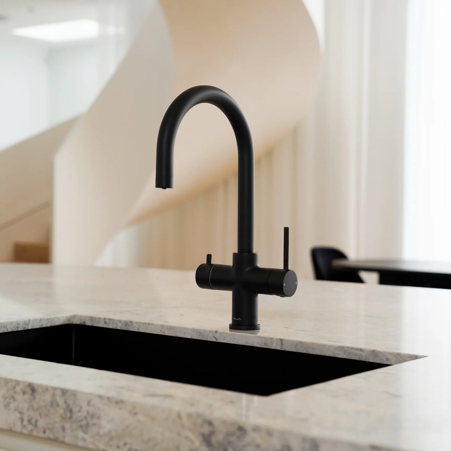 Alia 4-in-1 Instant Boiling Filtered Water Tap